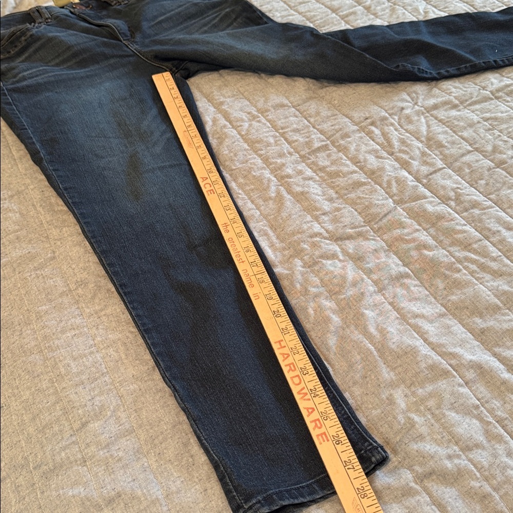 Democracy Ab Technology skinny jeans; women’s size 10 - Picture 7 of 9